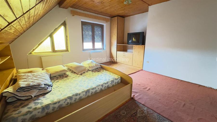 Vilă spațioasă de vanzare in Sanpetru zona Lempes - 13