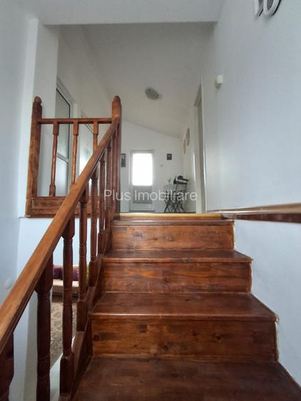 CASA INDIVIDUALA  in sat VLADICENI com. TOMESTI - 17