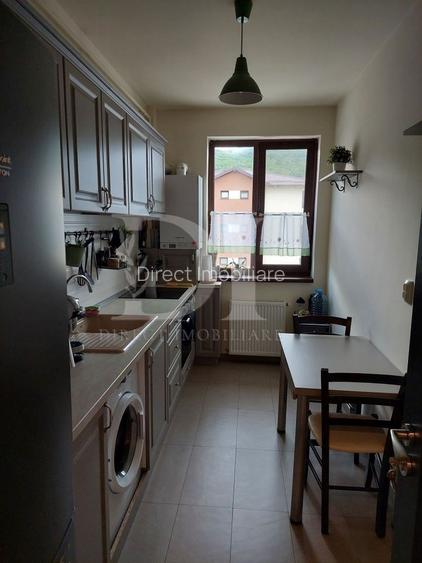 Apartament cu 2 camere decomandate-zona Poligon Floresti - 2