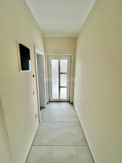 Comision 0%, Mediteranean, Asfalt - 8