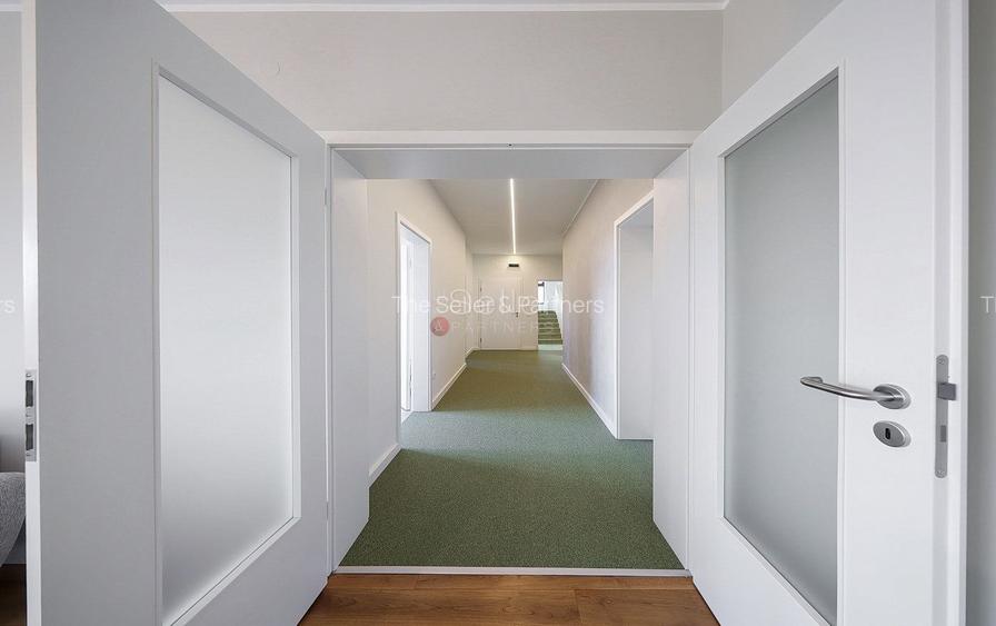 Apartament deosebit intr-o  vila  situata pe Dealul Cetății - 5