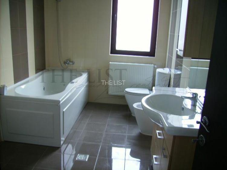 De Vanzare| Vila cu 5 camere | Pipera - 5