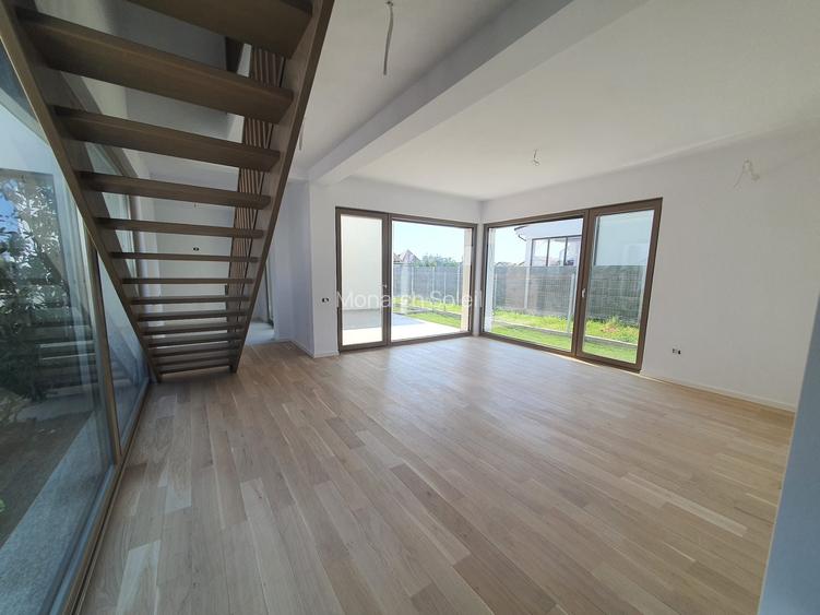 Monarch Soleil  - parchet , usi interioare, tamplarie din lemn natural - 12