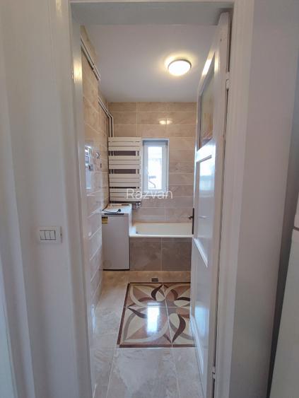 Proprietar  - 2 camere Primaverii  - renovat si complet reconsolidat - 7