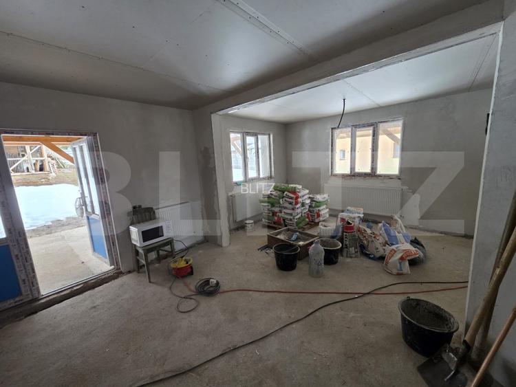 Casa de vacanta in curs de modernizare in Belis, 5 camere, 920mp teren drept - 3