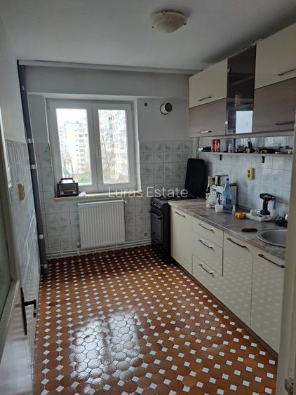 Apartament 3 camere – Zona Casa de Cultura • Decomandat - 5