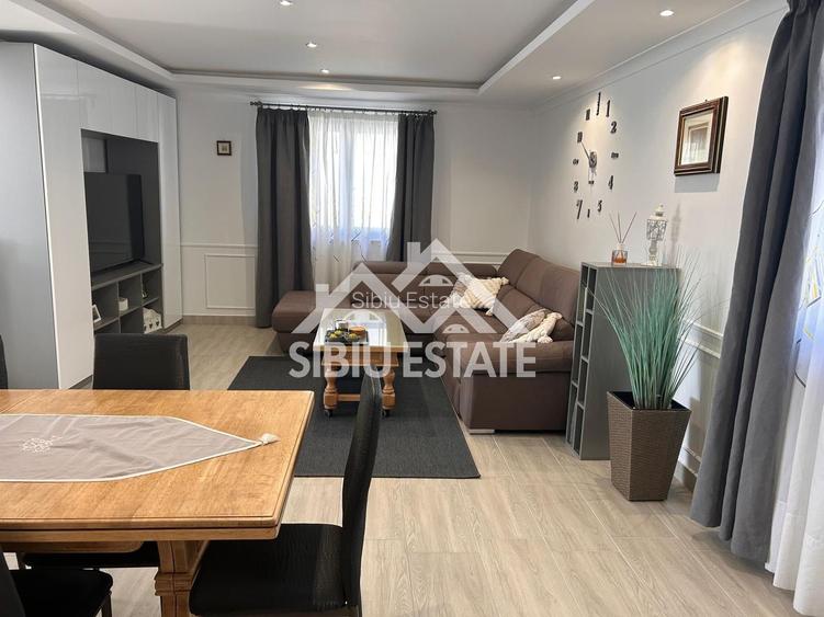 Casă individuală de vânzare – 4 camere  2 bai – Cristian - 15