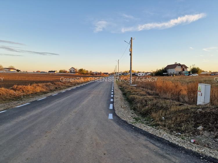 Ciutaci - Salciei, 800 mp, deschidere 40 m, drum 11 m, langa vile in constructie - 17