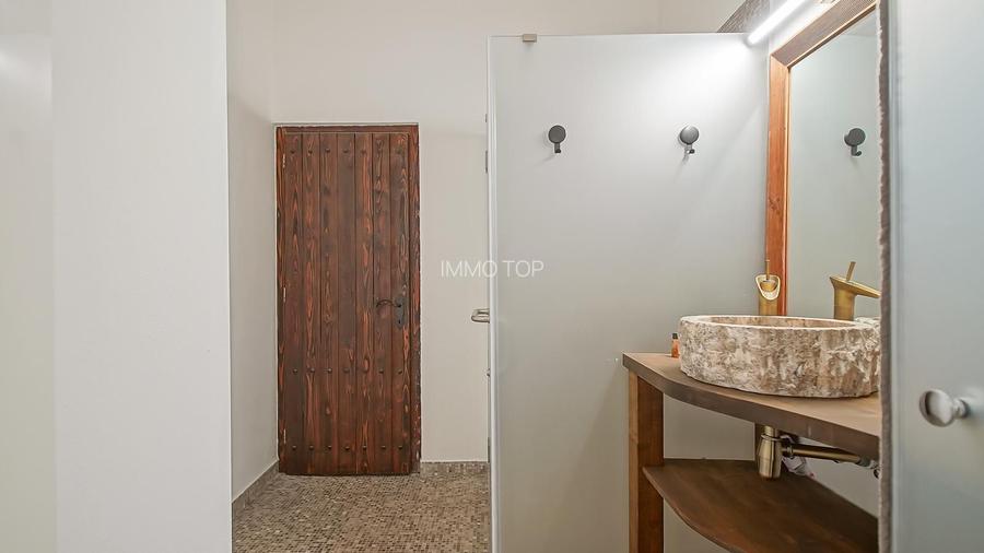 Casa de vanzare in centrul Brasovului - curte privata si pivnita - 13