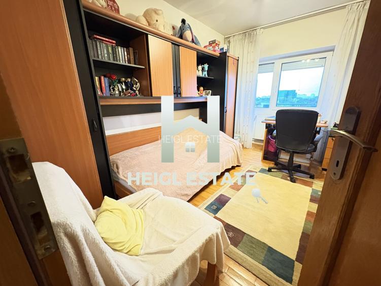 Apartament cu 3 camere in Complexul Studentesc - 2