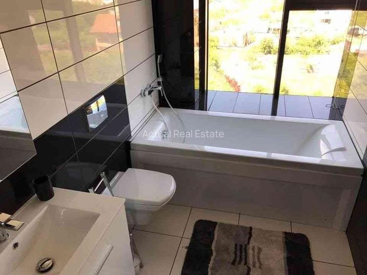 MAMAIA NORD | PENTHOUSE | VEDERE PANORAMICA | COMISION 0 - 7