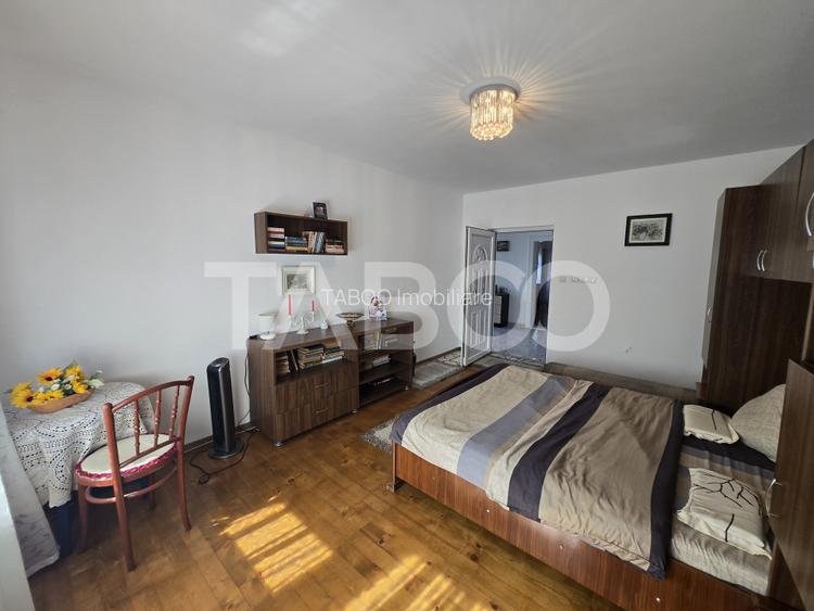 Casa individuala de vanzare 387mpu curte 624mp Sura Mica Sibiu - 10