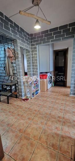 Tomis Nord-rovere, doua camere decomandate. - 8