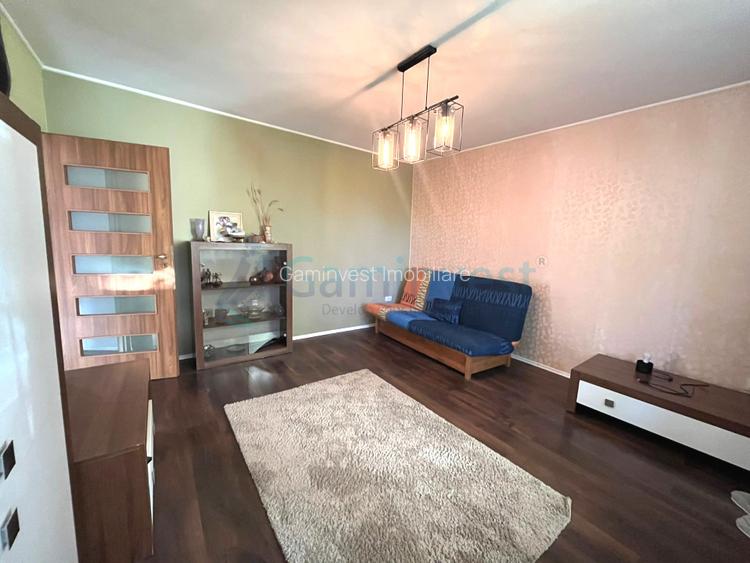 Apartament de vanzare in Oradea cu 4 camere, Splaiul Crișanei - 8