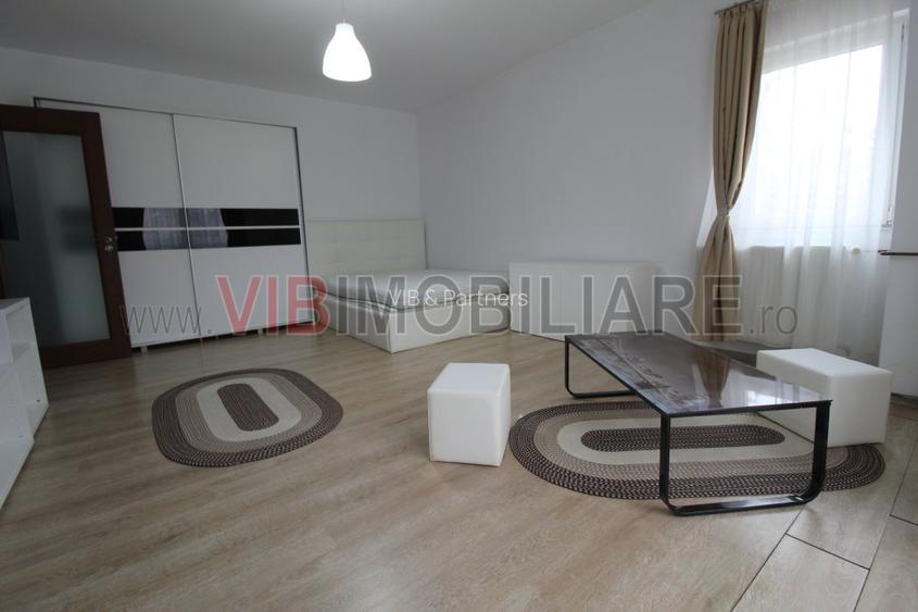 Piata Alba Iuia - Rond Alba Iulia - Burebista - bloc mixt - 4