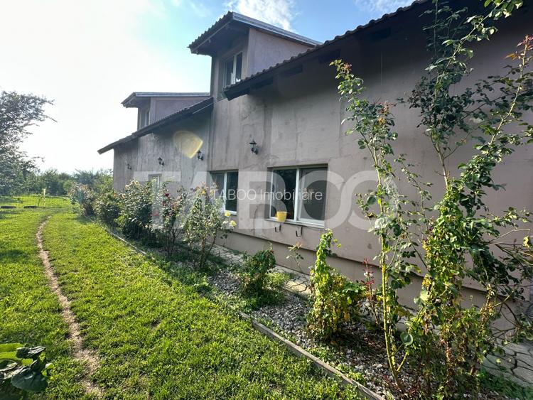 Casa noua 3 camere 300 mp anexe teren liber 1550 mp Margineni - 3