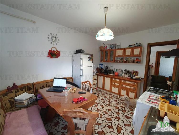 Investitie ultracentral - apartament 4 camere garaj boxa si curte Constanta - 7