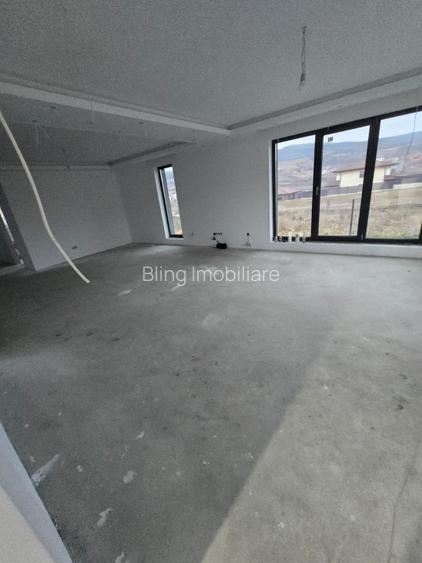 Casa individuala 5 camere, 230mp, garaj, terasa, teren 716mp, in Chinteni - 4