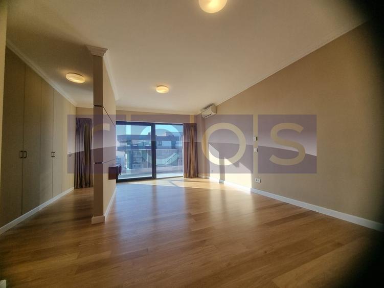 Vanzare penthouse cu view spectaculos in Complex Upground - 28