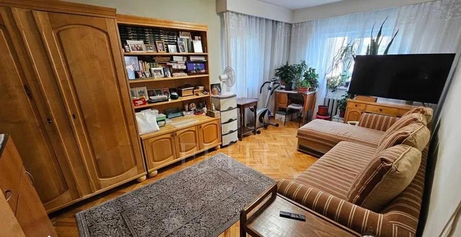 Apartament 4 camere în zona Big Manastur
