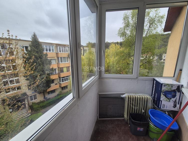 Inchiriere garsoniera cocheta mobilata si utilata zona Centrul Civic AFI Brasov - 5