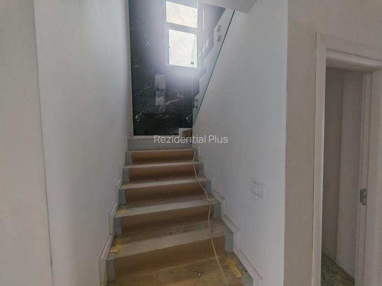 Vila finalizata 2025, 4 camere si 2 locuri de parcare, aproape de Lidl - 3