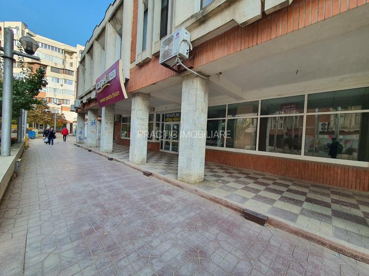 Spațiu Comercial Premium – 230mp cu Vitrină de 15ml, Zona Centru/Piață - 2