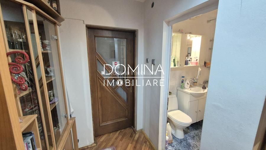 Vanzare apartament 2 camere, et.1, Aleea Energeticienilor - zona 8 Mai - 4