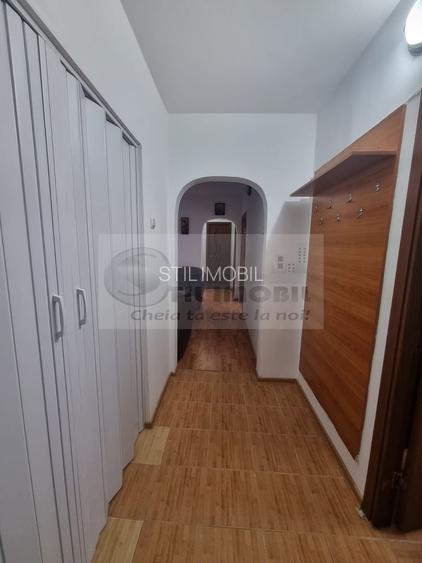 Ap. 3 camere decomandat, etaj intermediar, renovat si mobilat ! - 8