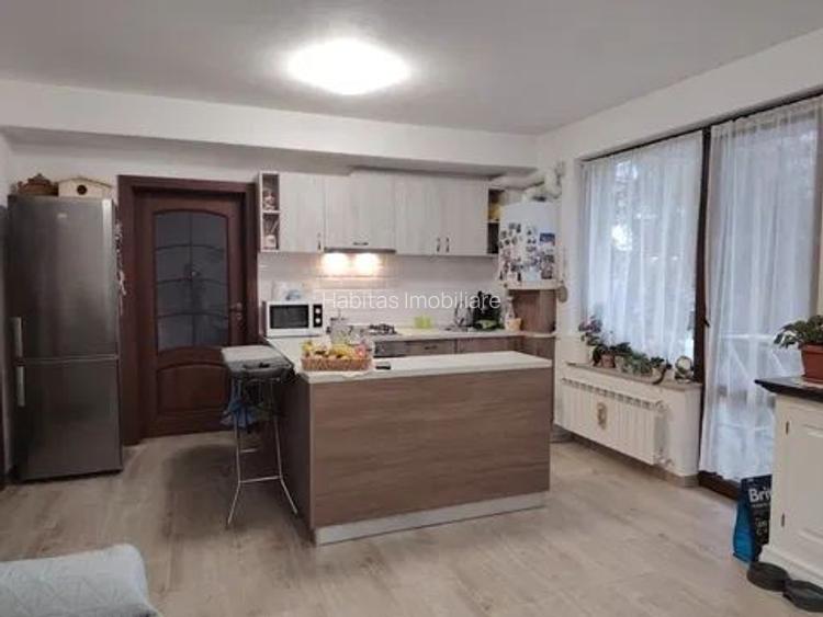 Apartament 3 camere, 54 mp + balcon 8 mp, parter, Borhanci - 2