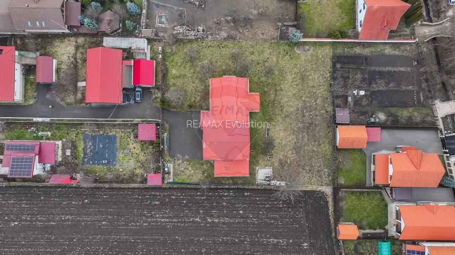 COMISION 0|VILA  STUPINI – 1.400 MP TEREN, 295 MP UTILI - 43