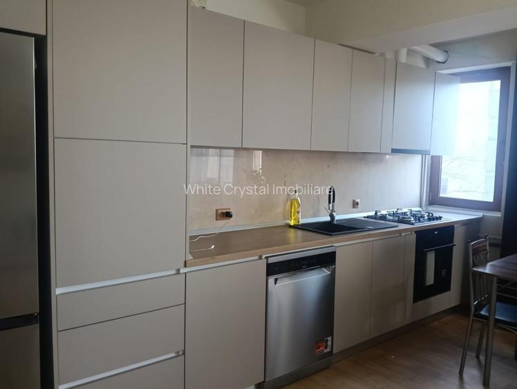 Închiriez apartament cu 2 camere, Mall Vitan, centrală proprie - 2