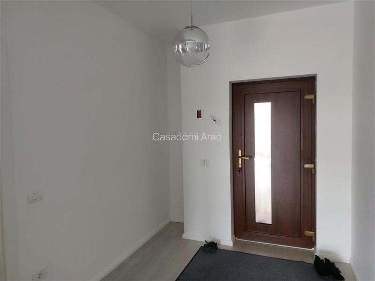 Casa spatioasa in cartier nou, Vladimirescu - 14