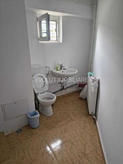 Icil-spatiu comercial 4 camere - 7