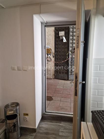 Zona Centrul Vechi Subsol Parter si Mezanin  suprafata de 40 utilat pt Burgherie - 4