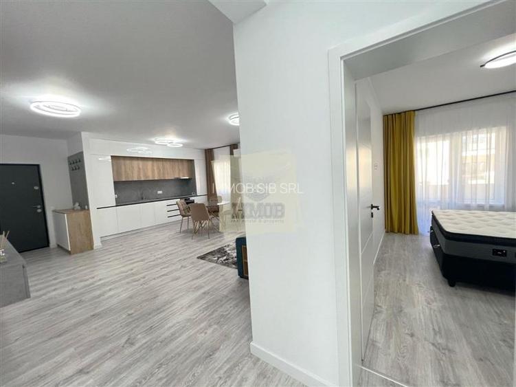 Dezvoltator vand apartament 3 camere cu balcon zona Supeco - 14