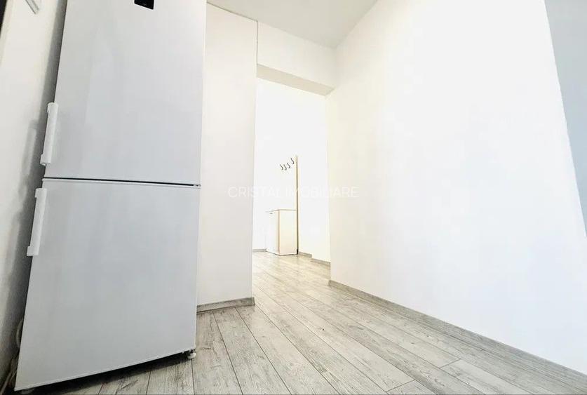 De vanzare Apartament 3 camere Crangasi - 8