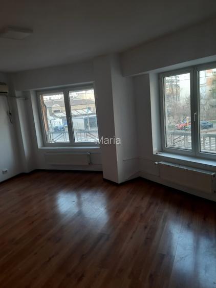 Apartament cu 2 camere foarte luminos, langa facultatea Hyperion - 5