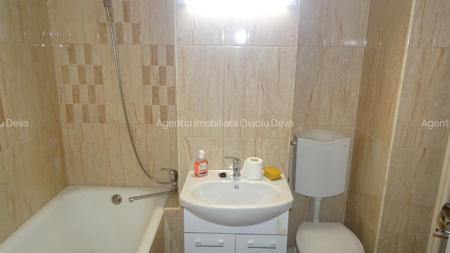 Inchiriez garsoniera decomandata in Deva, zona Zamfirescu in Q-uri, parter inalt - 8