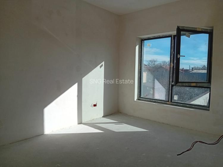 De vanzare vila individuala ''la alb'' 5 camere teren generos Corbeanca - Tamasi - 9