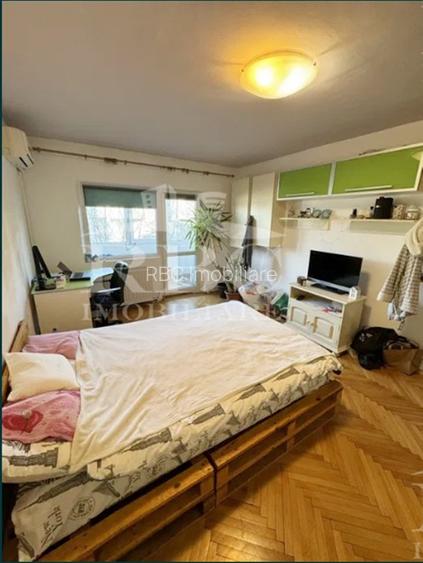 Apartament 3 camere decomandat in cartierul Intre Lacuri - 2