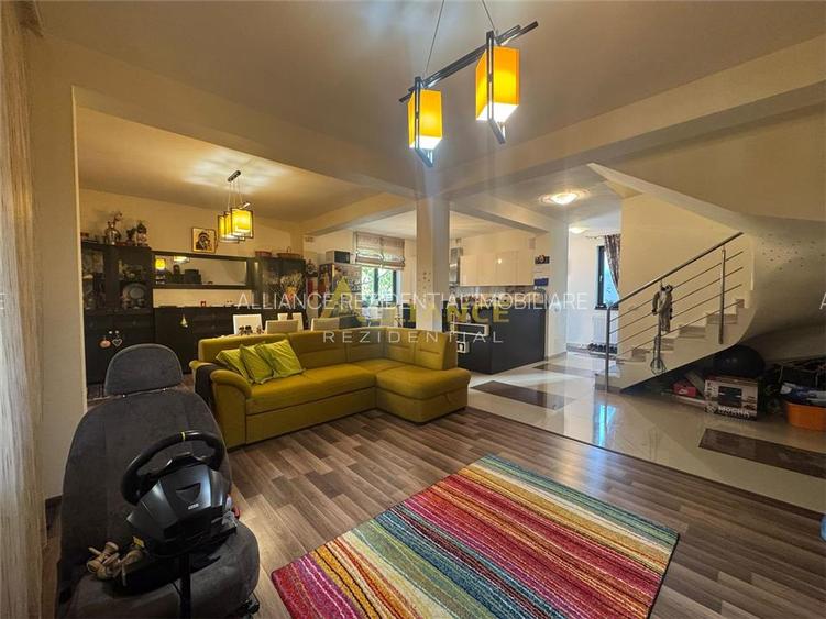 Casa tip duplex ~ 4 camere 2 bai ~ teren 200mp - 3