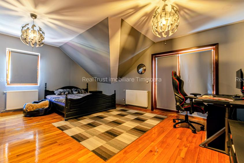 Vilă S+P+M, 2 fronturi stradale, ideală locuit/birouri/clinică, grădiniță, etc - 20