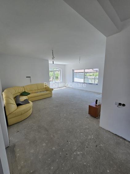 Casa individuala,  130 mp ,  teren 380 mp, zona Dezmir - 3
