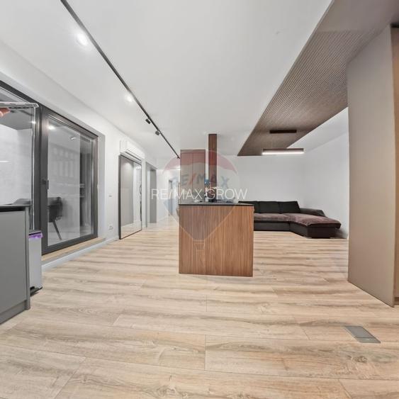 De vanzare aparmanet cu 3 camere, bloc 2025, Martir Horia - Bacau - 6