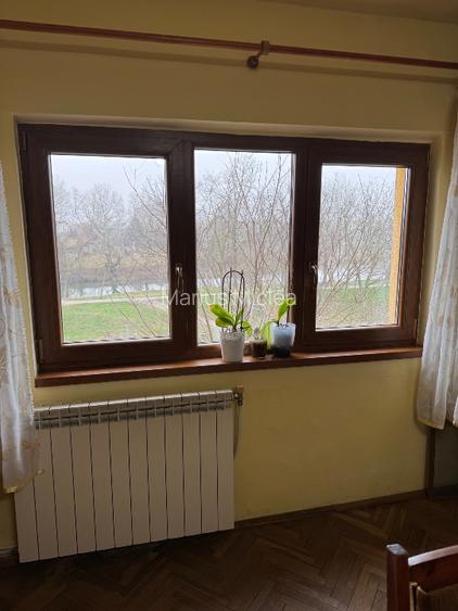 Vand apartament 2 camere , etaj 2  - 5