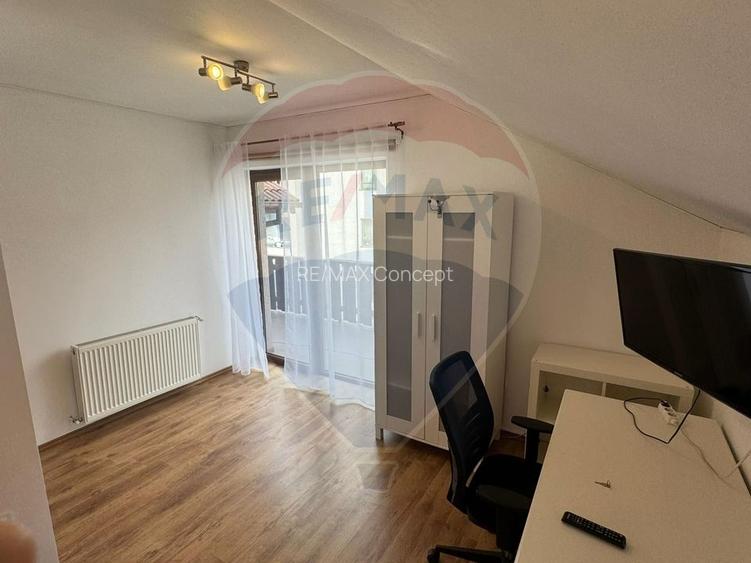 Apartament cu 5 camere de închiriat în Bună Ziua - 4
