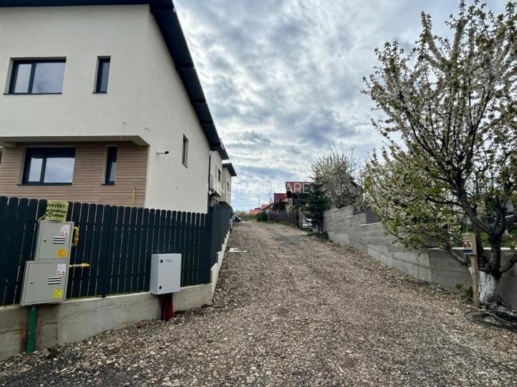 Comision 0% Casa Duplex 2026 106 mp utili 230 mp teren Valea Lupului vedere lac - 5