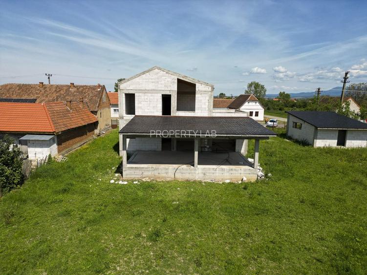 Casă la roșu din BCA de vânzare în Județul Arad - 14