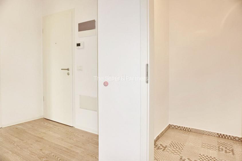 Complex Coresi Kasper - 32